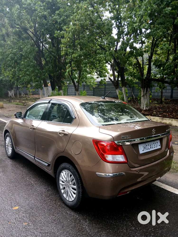 Maruti Suzuki Dzire Zxi 2018 Petrol Well Maintained 35000km Driven
