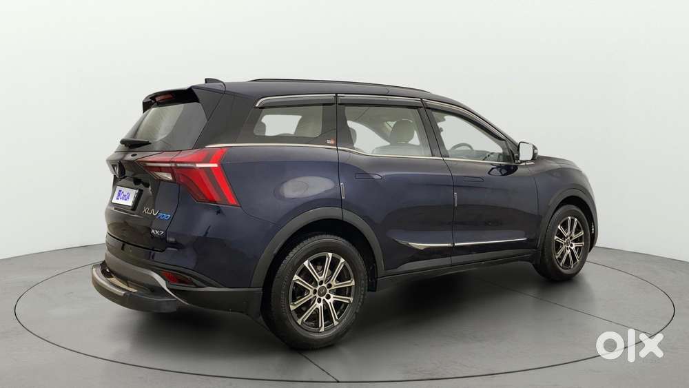 Mahindra Xuv700 2.0 Ax 7 Petrol At Str, 2022, Petrol