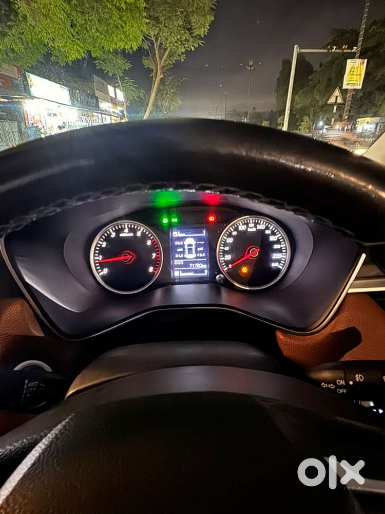 Mg Hector Plus 2022