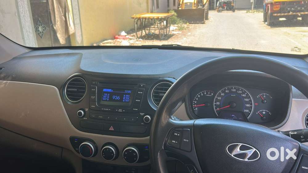 Hyundai I10 Sportz Petrol Manual 2016