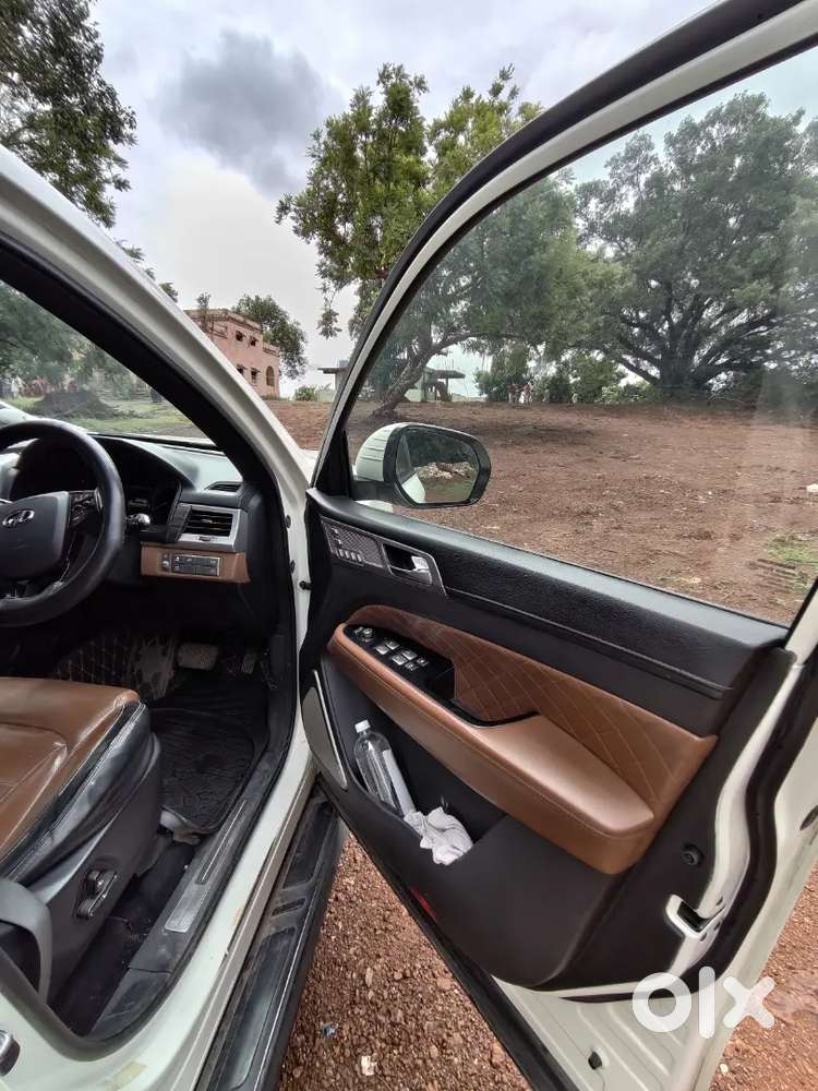 Mahindra Alturas G4 Diesel 2019