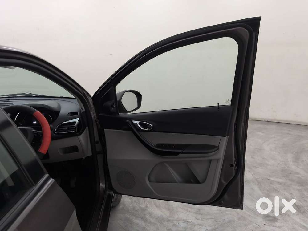 Tata Tiago 1.2 Revotron Xz Plus, 2019, Petrol