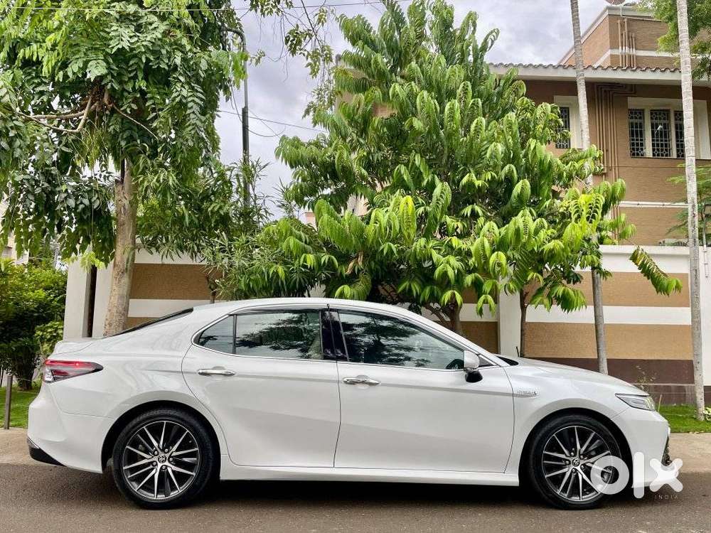 Toyota Camry 2.5 Hybrid, 2022, Petrol