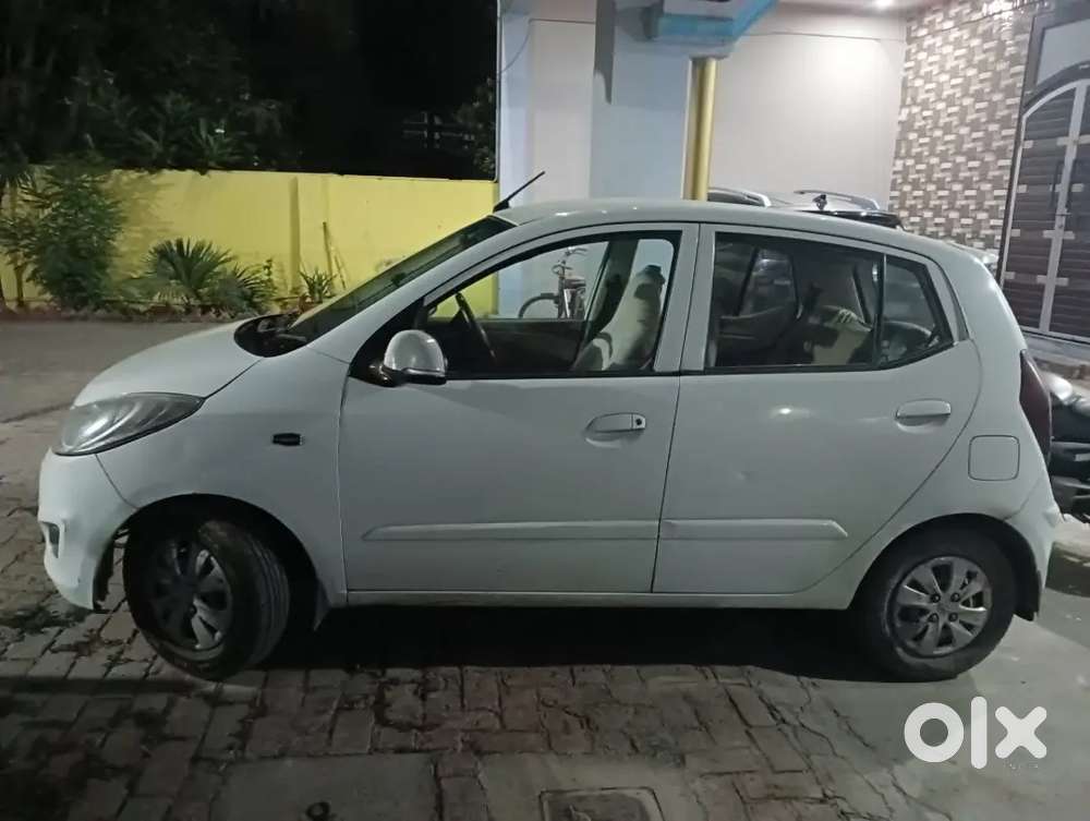 Hyundai I10 Sportz Top Model