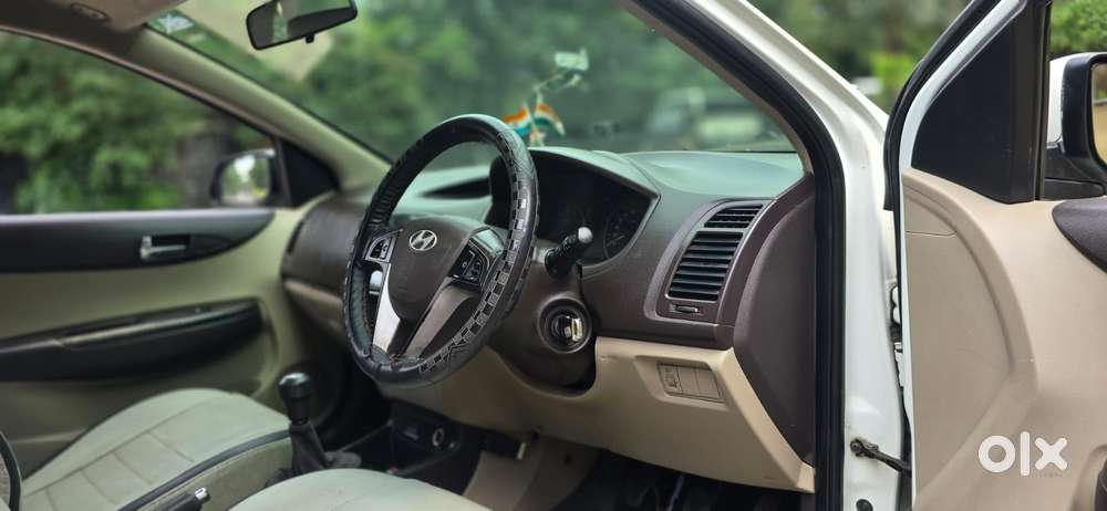 Hyundai I20 1.2 Asta, 2010, Cng & Hybrids