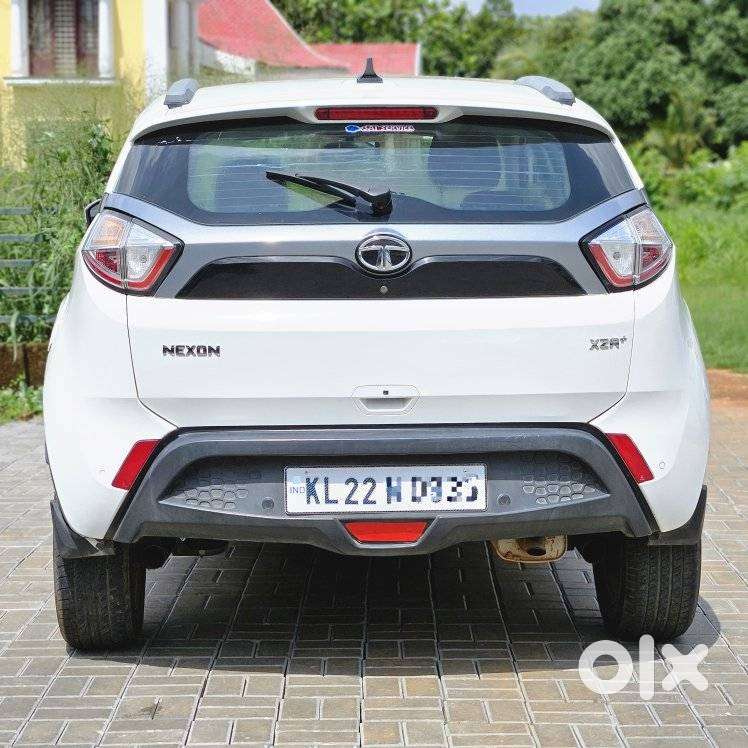 Tata Nexon 1.2 Revotron Xza Plus (o) Amt, 2019, Petrol