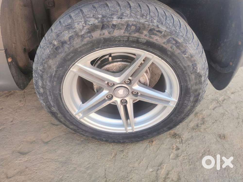 Nissan Terrano 2015 Diesel 120000 Km Driven