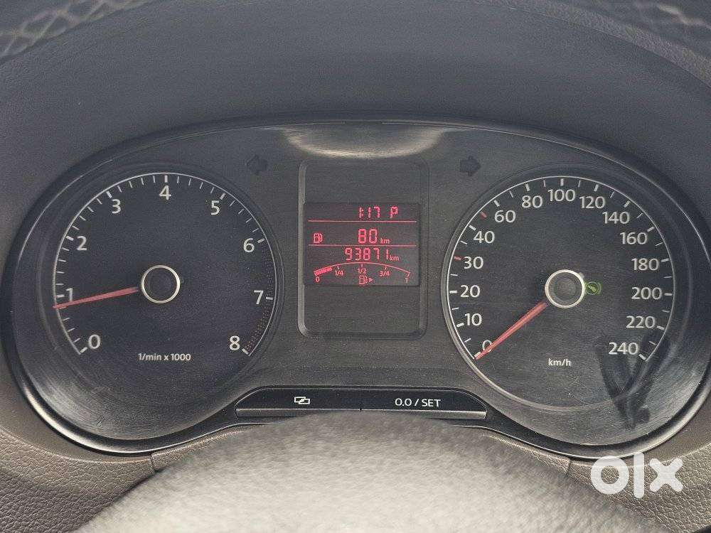 Volkswagen Vento Ipl Ii Petrol Highline At, 2012, Petrol
