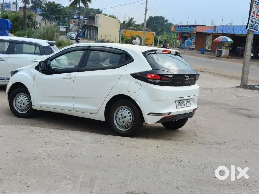 Tata Altroz Xm Plus 2021