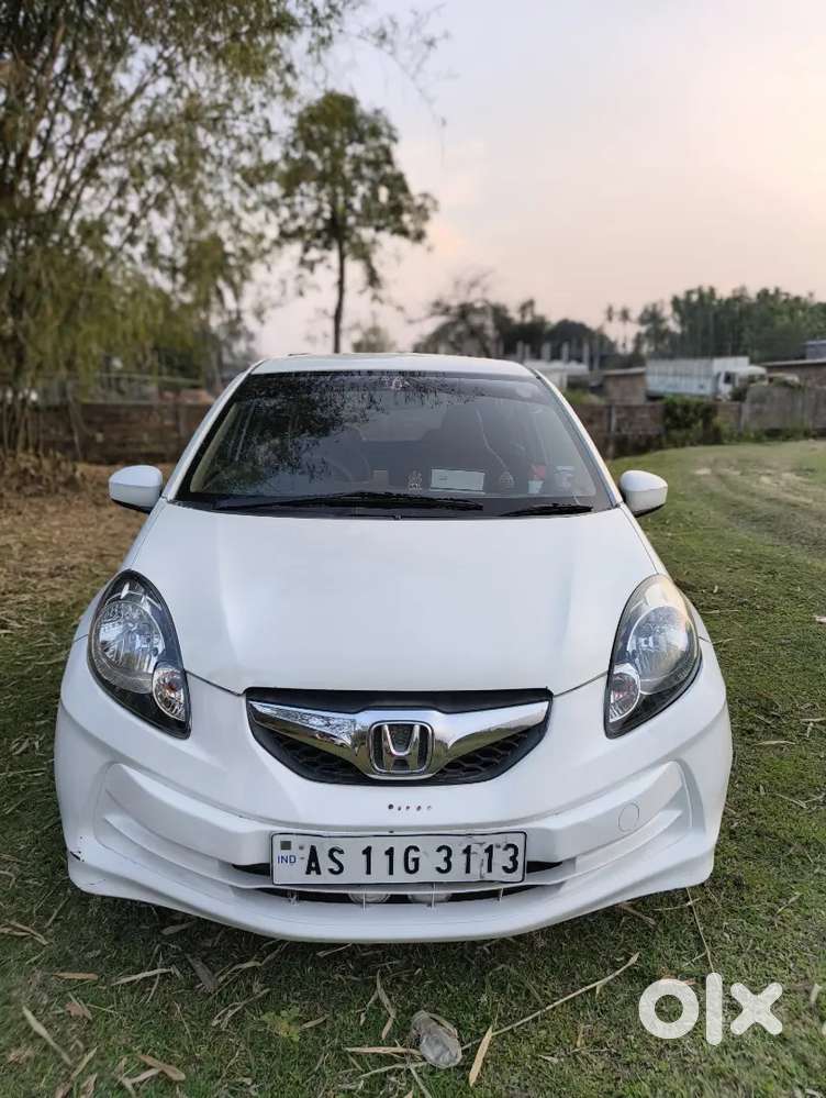 Honda Brio 2015 Petrol Well Maintained