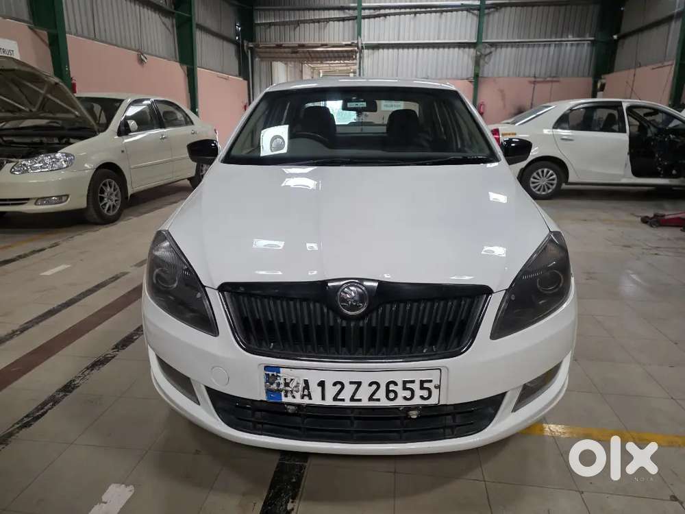 Skoda Rapid Elegance 1.5 2014