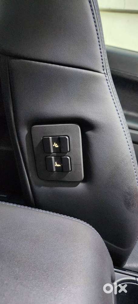 Tata Safari Accomplished Plus Dark Edition At, 2023, Diesel