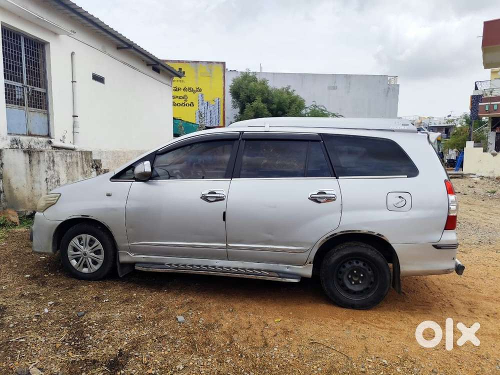 Toyota Innova Diesel 2013