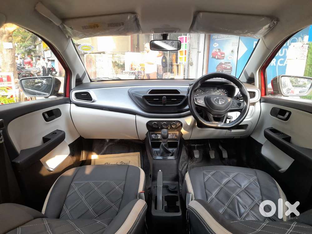 Tata Altroz 1.2 Xe, 2022, Petrol
