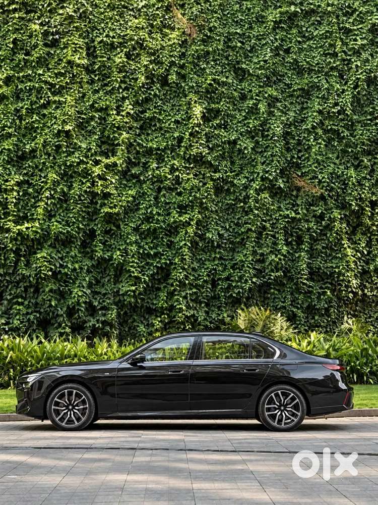 Bmw 7 Series 740i M Sport Petrol Automatic, 2023, Petrol