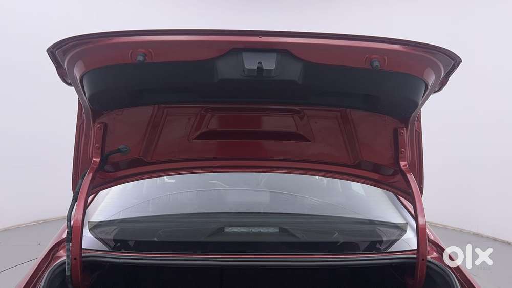 Volkswagen Virtus Highline Plus 1.0 Tsi At, 2024, Petrol