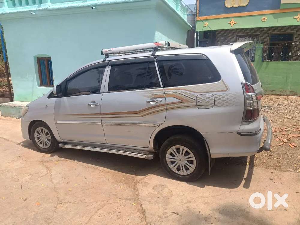 Toyota Innova Diesel Manual 2013 Km Driven