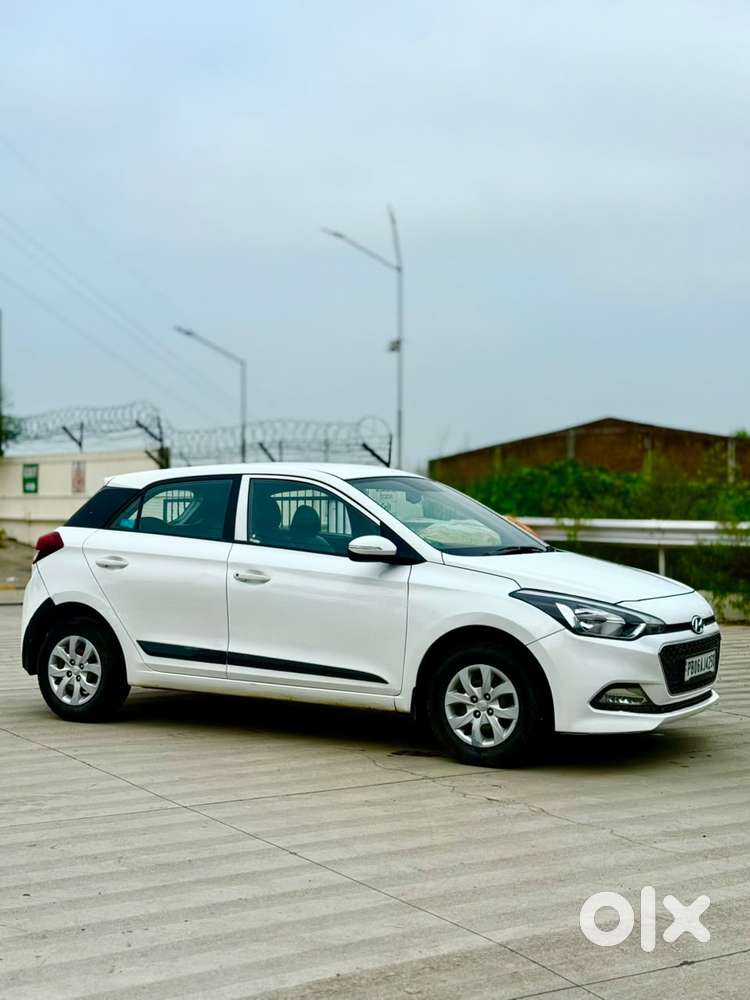 Hyundai I20 Sportz 1.2 Bs-iv, 2017, Petrol