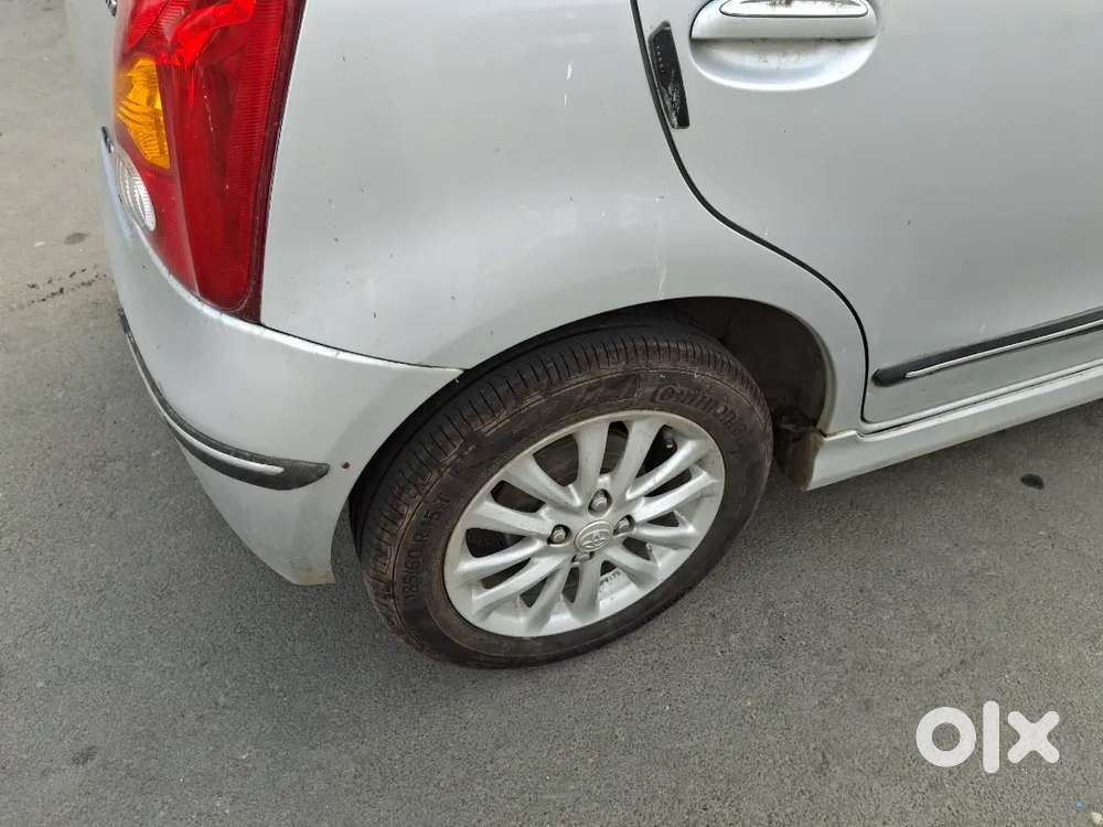 Toyota Etios Liva 2011 Petrol Well Maintained