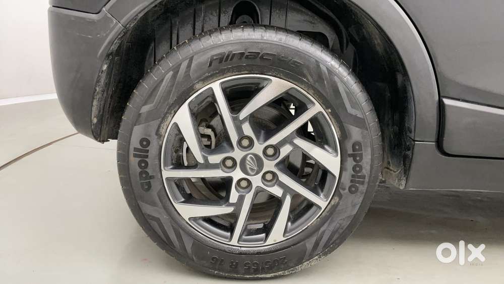 Mahindra Xuv300 W8 Option, 2022, Petrol