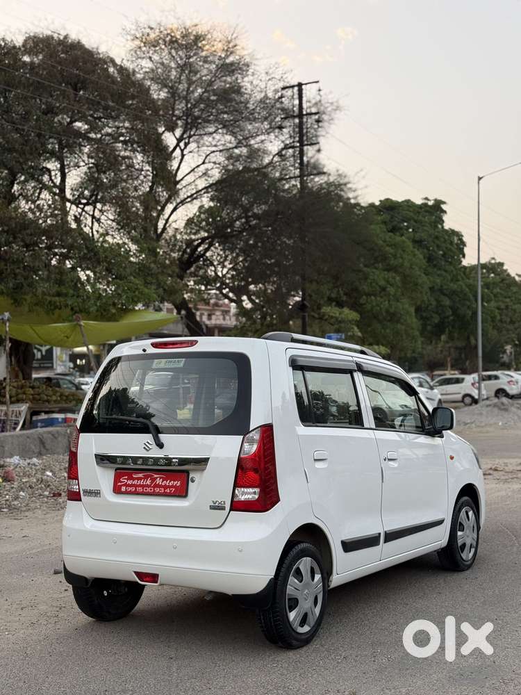 Maruti Suzuki Wagon R Vxi Amt Opt, 2016, Petrol