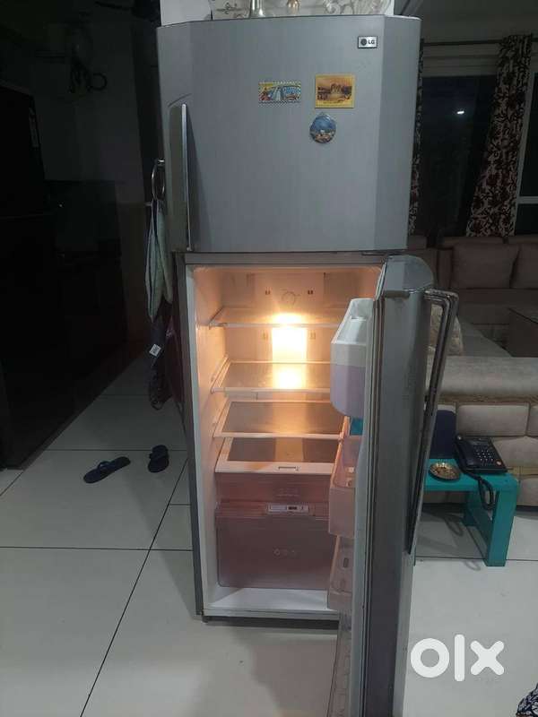 double door refrigerator