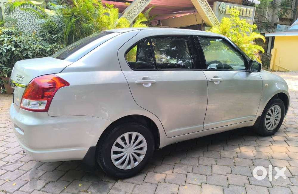 Maruti Suzuki Swift Dzire 1.2 Vxi Bsiv, 2011, Petrol