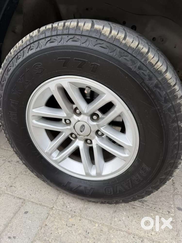 Ford Endeavour, 2011, Diesel