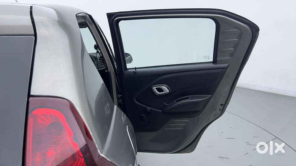 Datsun Redigo 2020-2022 1.0 T (o) Amt, 2018, Petrol