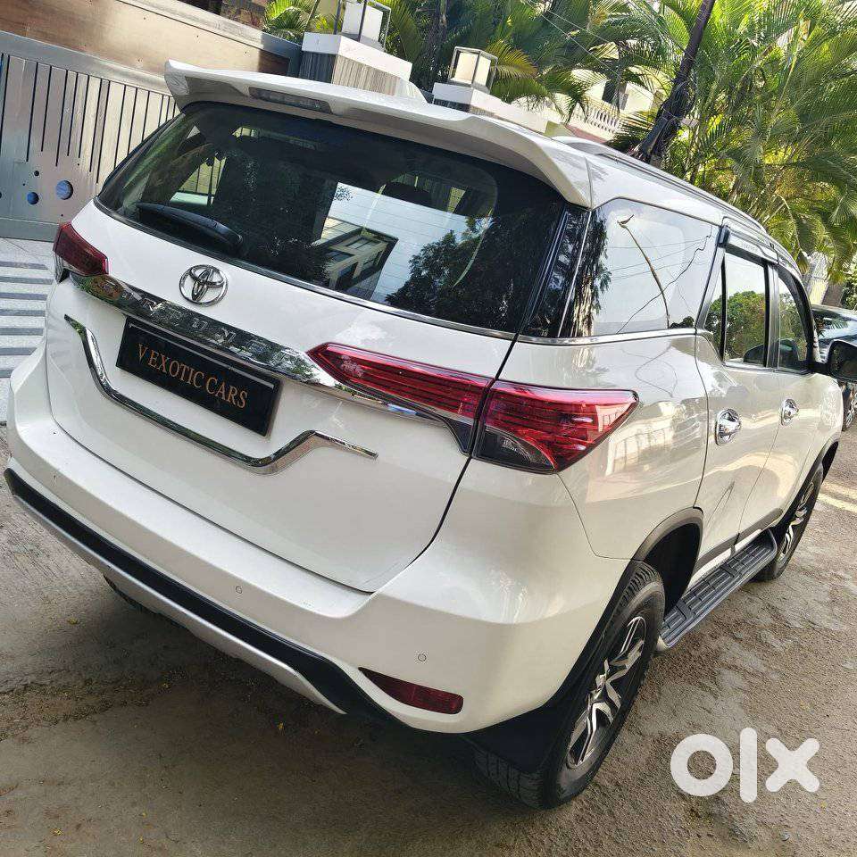 Toyota Fortuner 4x2 At 2.8 Diesel, 2020, Diesel