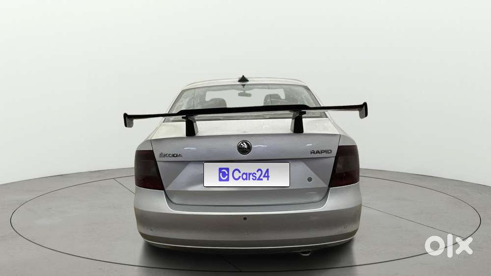 Skoda Rapid 1.6 Mpi At Ambition, 2014, Petrol