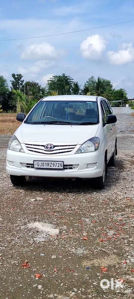 Toyota Innova 2007 Diesel 400000 Km Driven