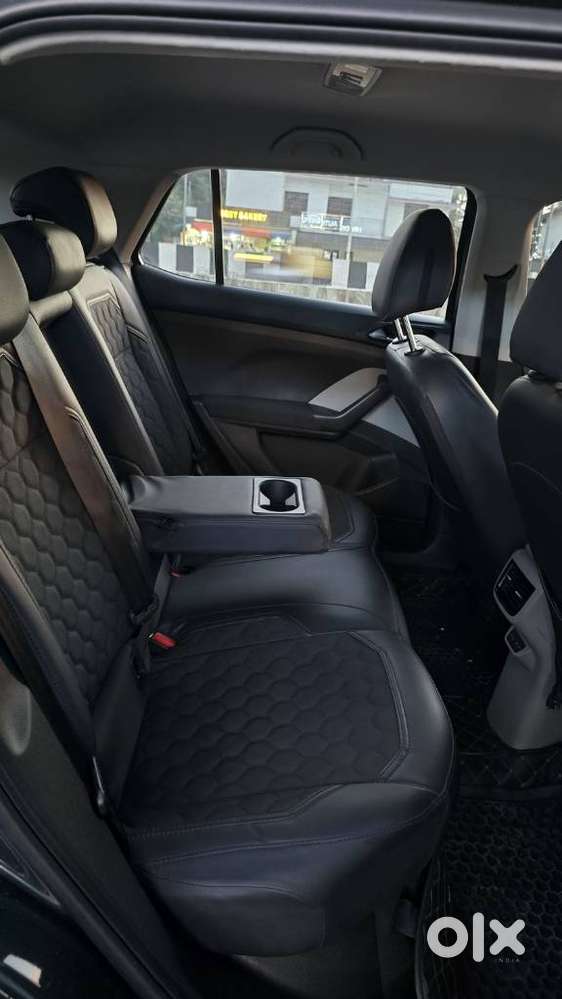 Skoda Kushaq 1.0 Tsi Ambition, 2023, Petrol