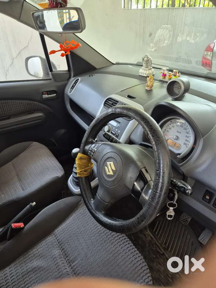 White-colour Ritz In Extremely Good Condition