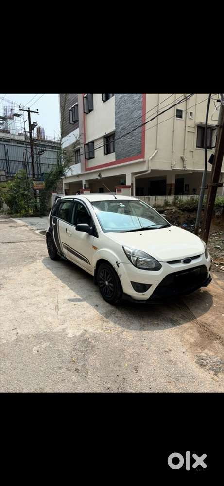 Ford Figo Petrol 2010