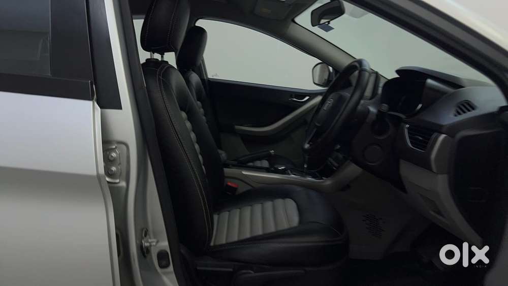 Tata Nexon 1.2 Revotron Xza Plus (l), 2019, Petrol