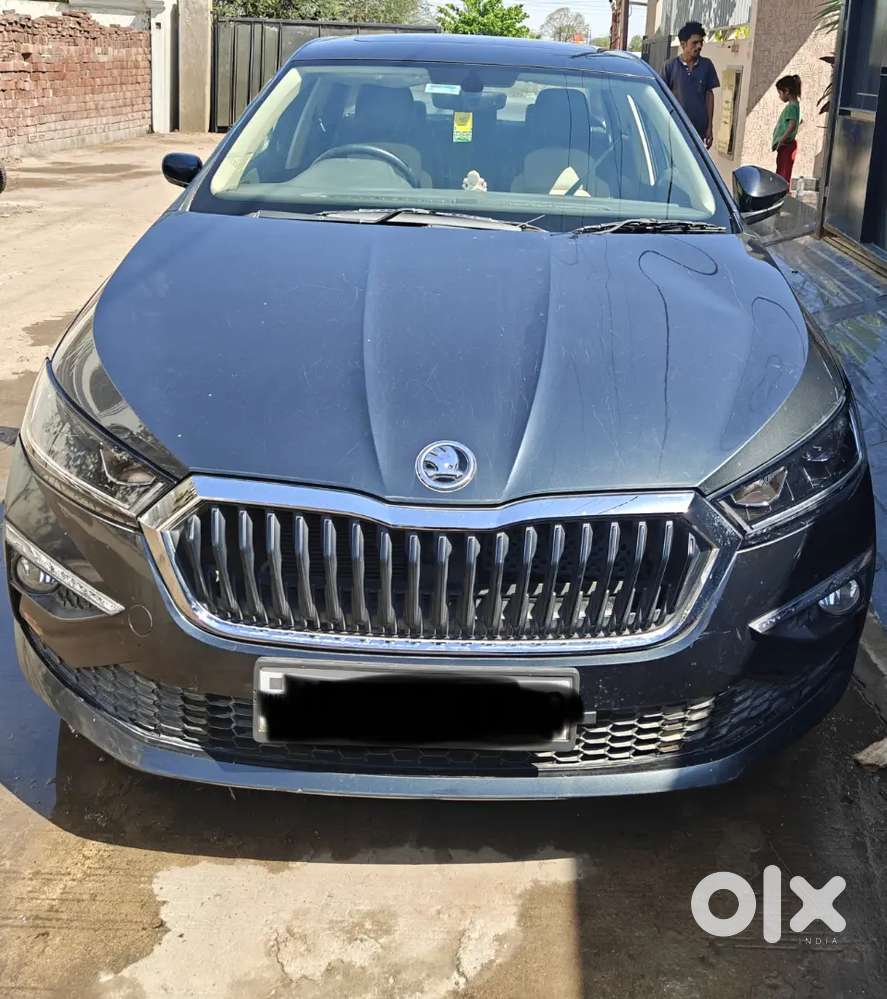 Skoda Slavia Top End 2023 Petrol Well Maintained