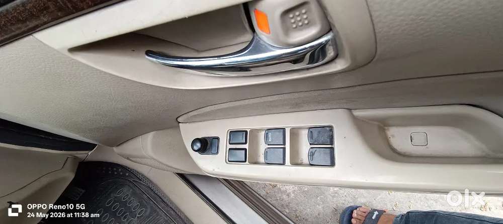 Maruti Suzuki Dzire 2015