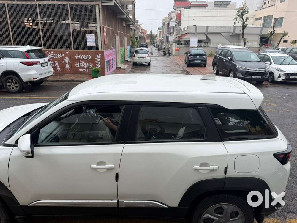 Maruti Suzuki Brezza 2023 Petrol Manual