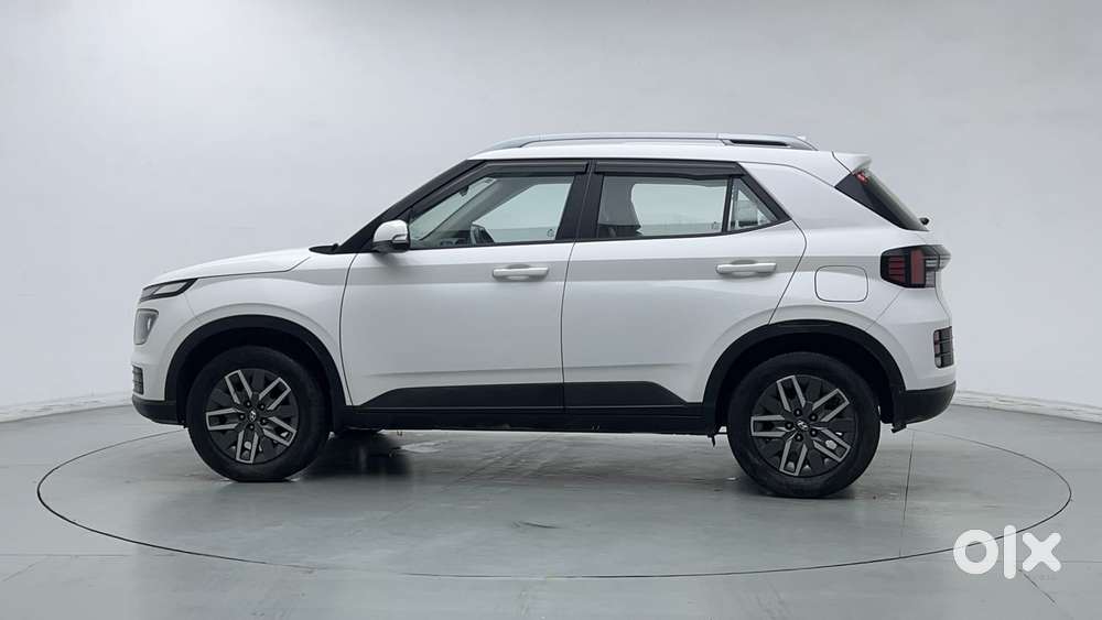 Hyundai Venue S (o) 1.0 Turbo Mt, 2023, Petrol