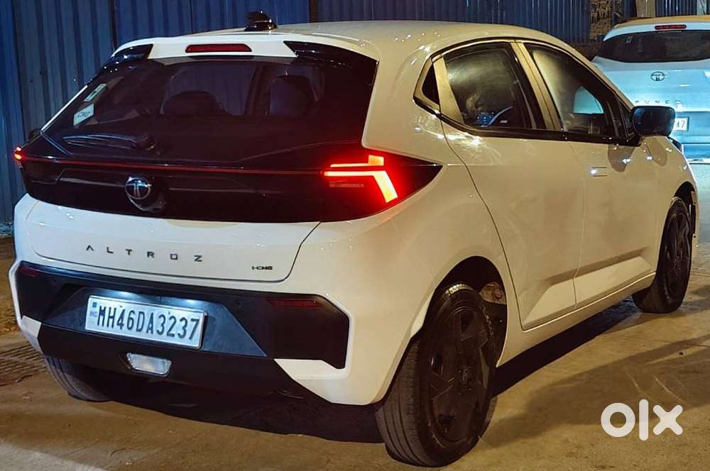 Tata Altroz Creative S, 2025, Cng & Hybrids