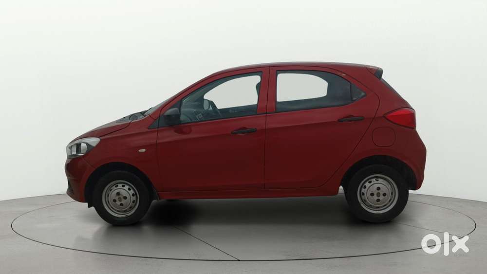 Tata Tiago 1.2 Revotron Xm, 2017, Petrol
