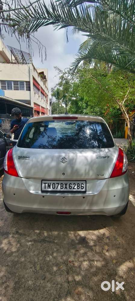 Maruti Suzuki Swift Vxi + Manual, 2014, Petrol