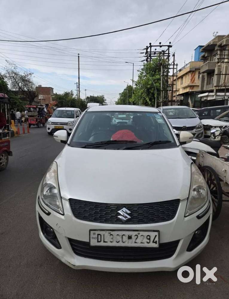Maruti Suzuki Swift Lxi Option, 2017, Cng & Hybrids