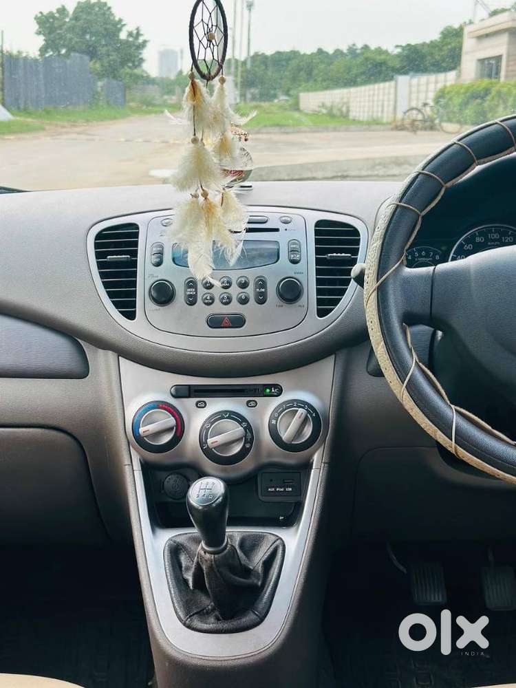 Hyundai I10 Sportz, 2014, Petrol