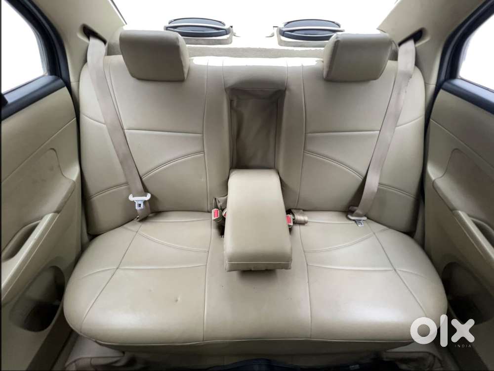 Maruti Suzuki Swift Dzire Vxi At Optional, 2014, Petrol