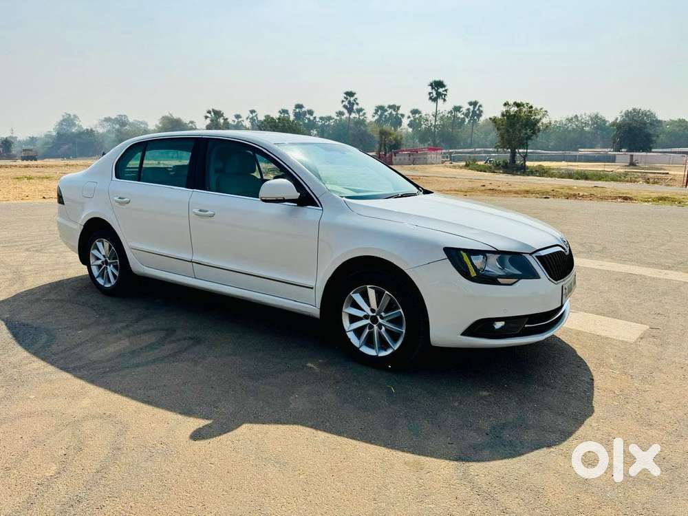 Skoda Superb 1.8 Elegance Tsi At, 2014, Petrol