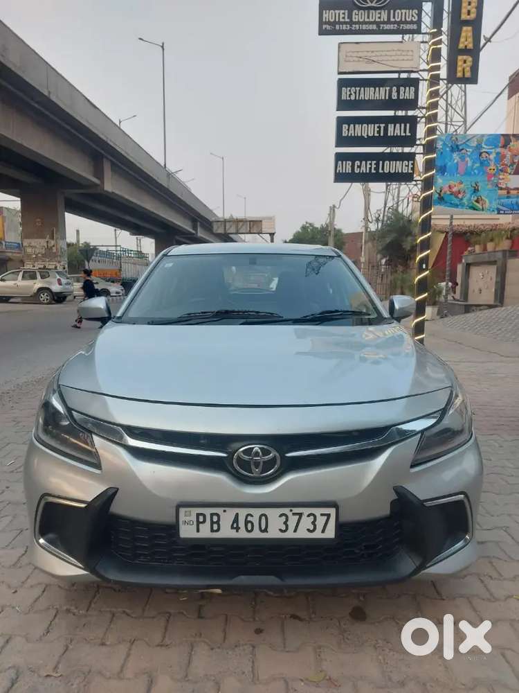 Glanza E
2022/23 
1st Owner Car
11 Hazar Chli 
All Original Car