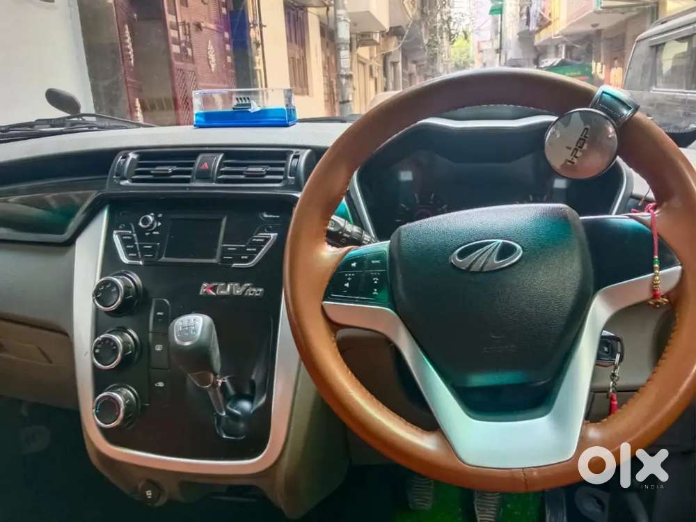 Mahindra Kuv100 K8, 2016 Petrol With Rear Camera.