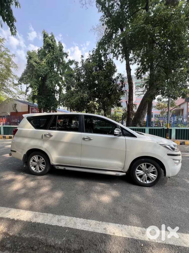 Toyota Innova Crysta, 2016, Diesel